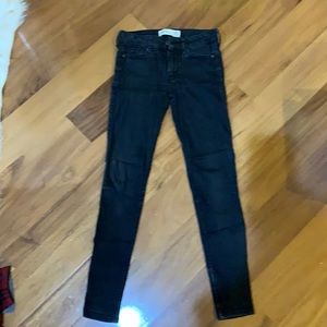 Black A&F skinny jeans
